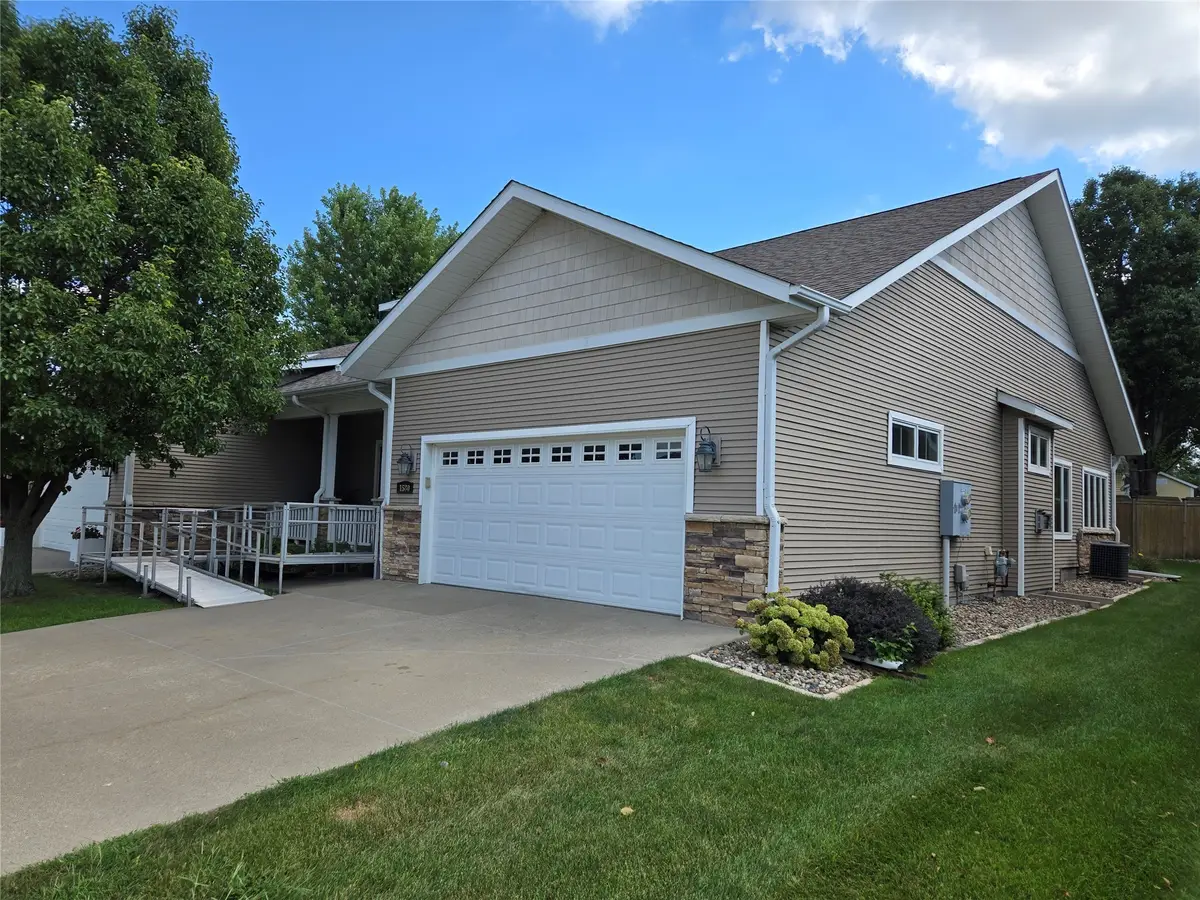 1580 SE Holiday Crest Circle, Waukee, IA 50263 - Image #1