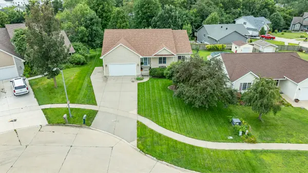 5485 Greenwood Avenue, Pleasant Hill, IA 50327