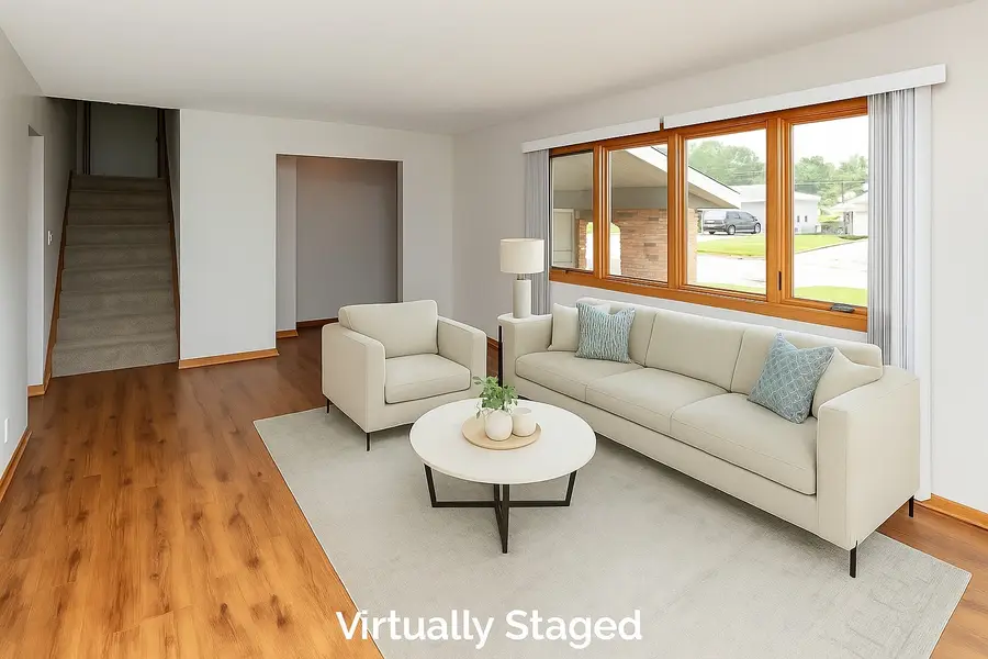 1101 SE Innsbruck Drive, Ankeny, IA 50021 - Image #2