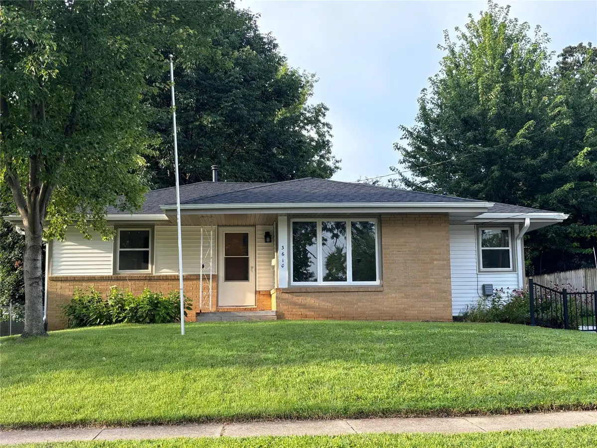 3610 Brinkwood Road, Des Moines, IA 50310 - Image #1