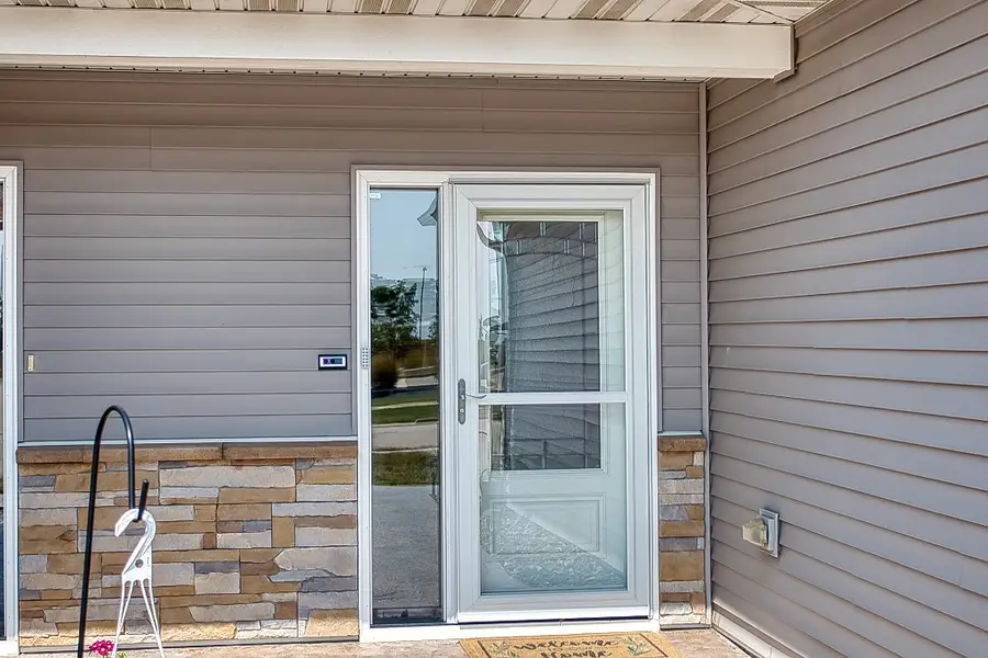 105 E Lincoln Avenue, Fairfield, IA 52556 - Image #3