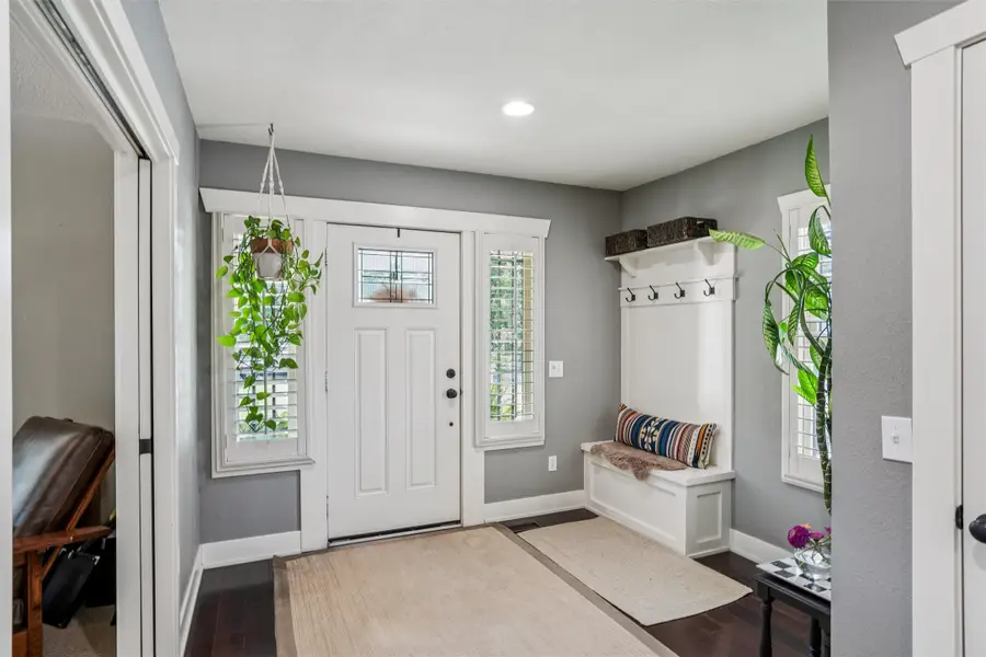 2716 53rd Street, Des Moines, IA 50310 - #2