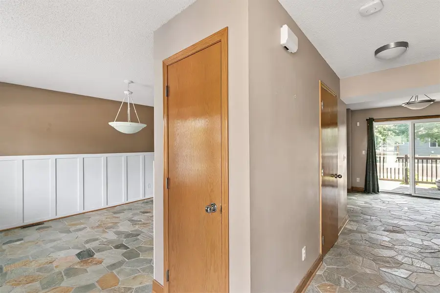 1104 S 51st Street, West Des Moines, IA 50265 - Image #3