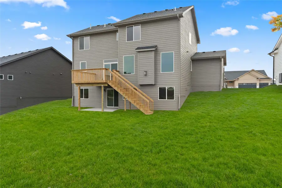 895 Hamilton Road, Waukee, IA 50263 - Image #2