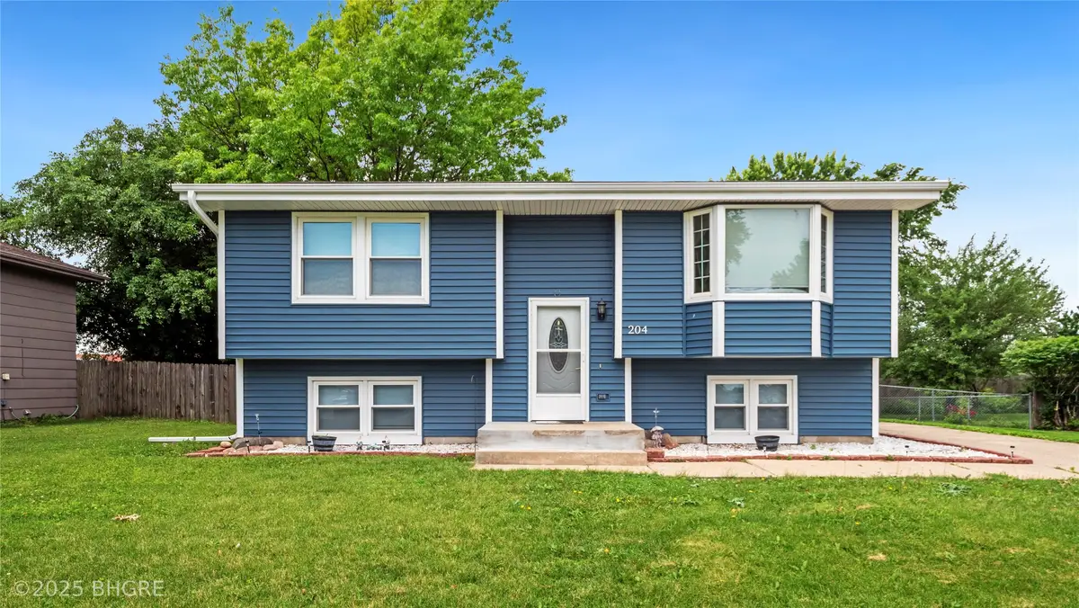 204 25th Avenue Sw, Altoona, IA 50009 - Image #1