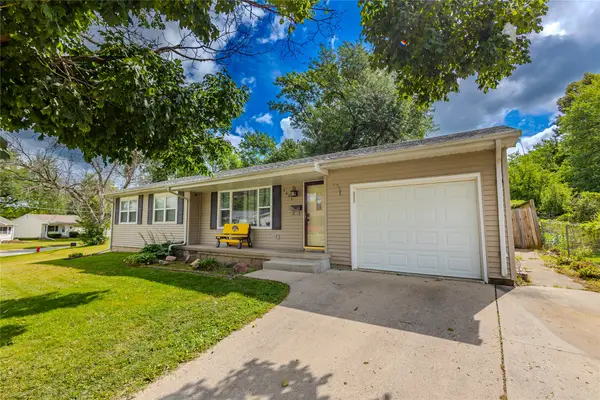 1401 S 6th Avenue E, Newton, IA 50208