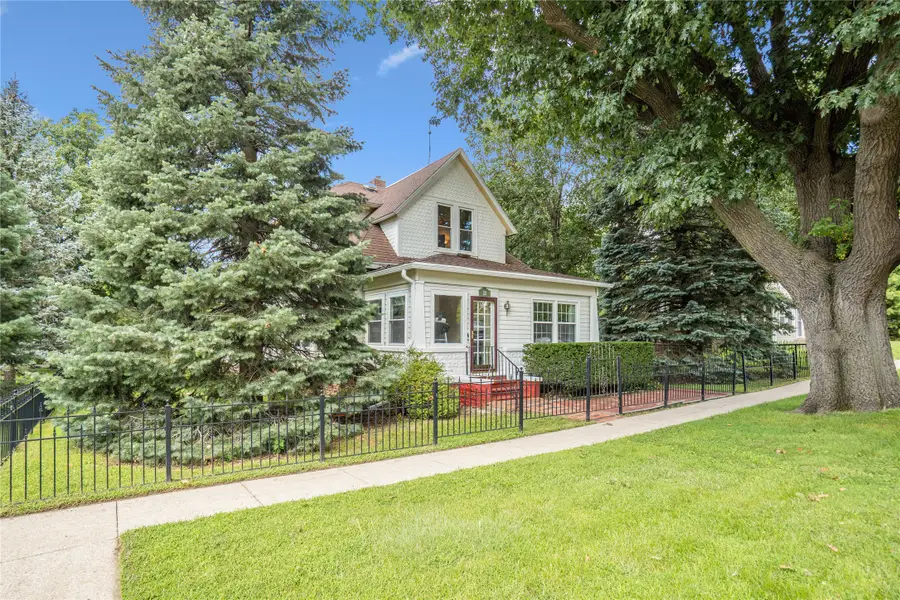 707 Hatton Avenue, Dallas Center, IA 50063 - Image #2