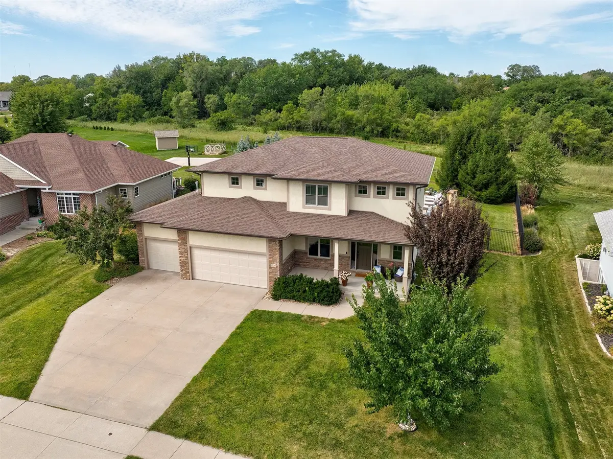 7028 Northwood Drive, Johnston, IA 50131 - Image #1