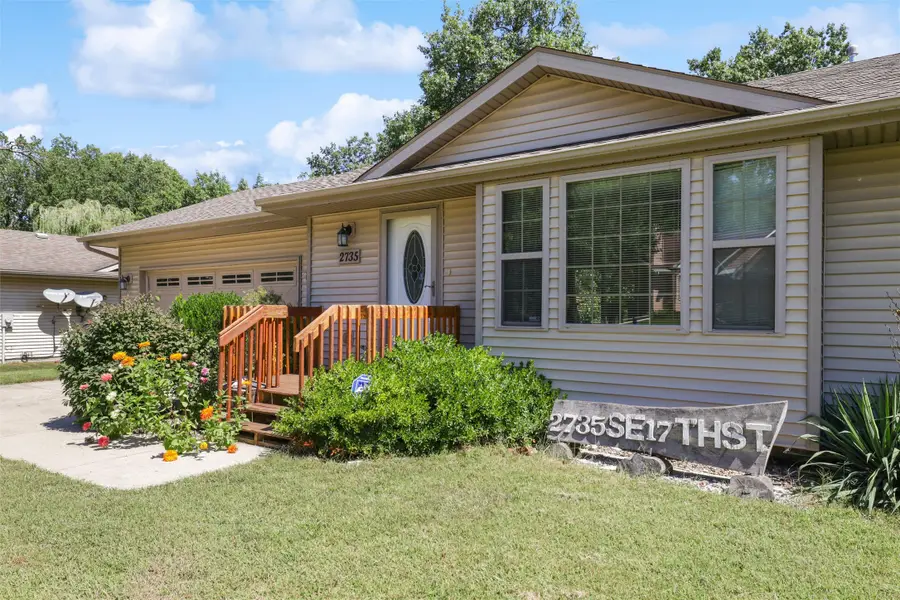 2735 SE 17th Street, Des Moines, IA 50320 - Image #2