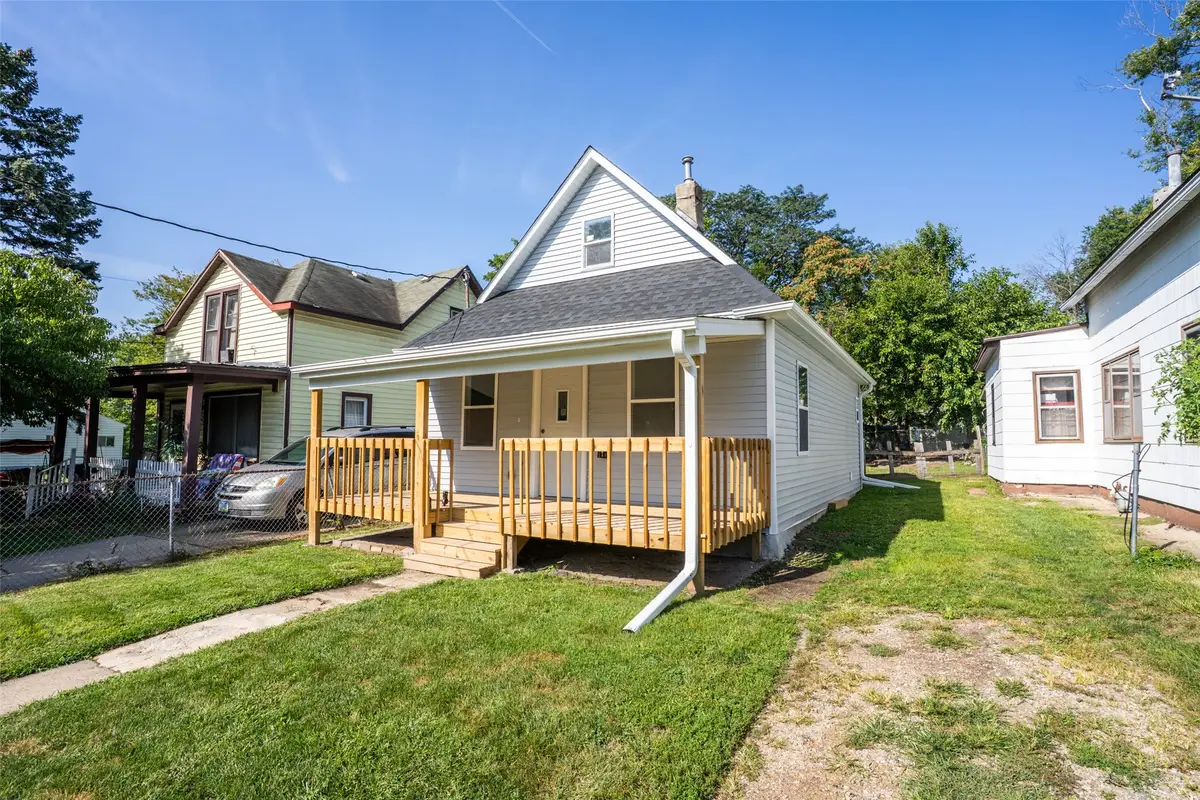 104 E 15th Street, Des Moines, IA 50316 - Image #1