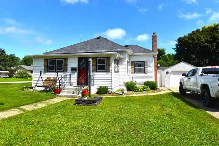 201 E Eighth Street, Madrid, IA 50156 - Image #1