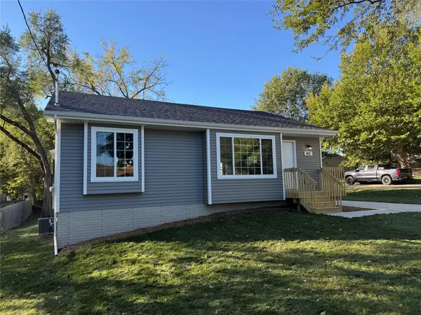 401 E Wall Avenue, Des Moines, IA 50315