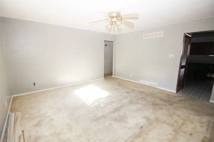 4211 62nd Street #1, Urbandale, IA 50322 - Image #2