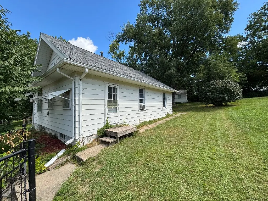 5407 SW 9th Street, Des Moines, IA 50315 - Image #1