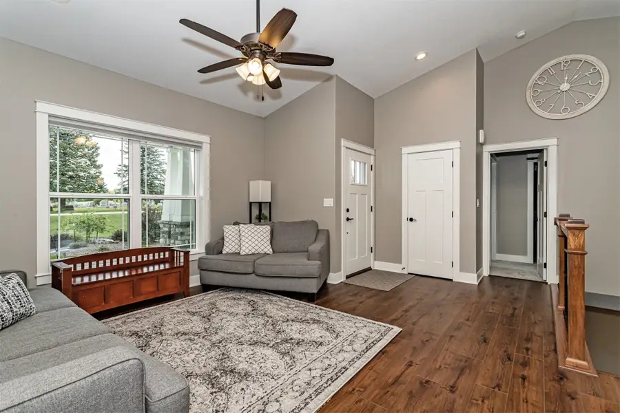 906 Baldwin Street, Maxwell, IA 50161 - Image #2