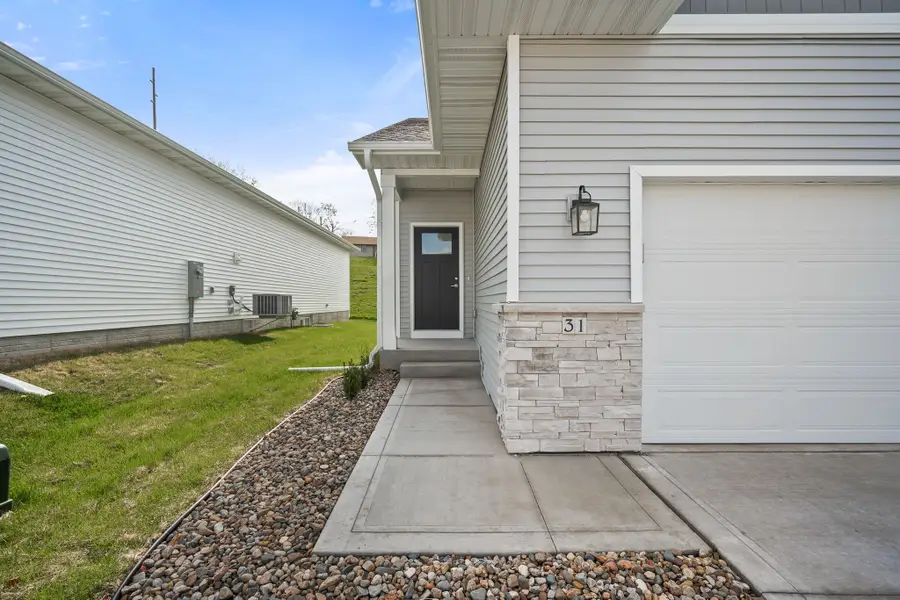 31 Keeneland Court, Pleasant Hill, IA 50327 - Image #2