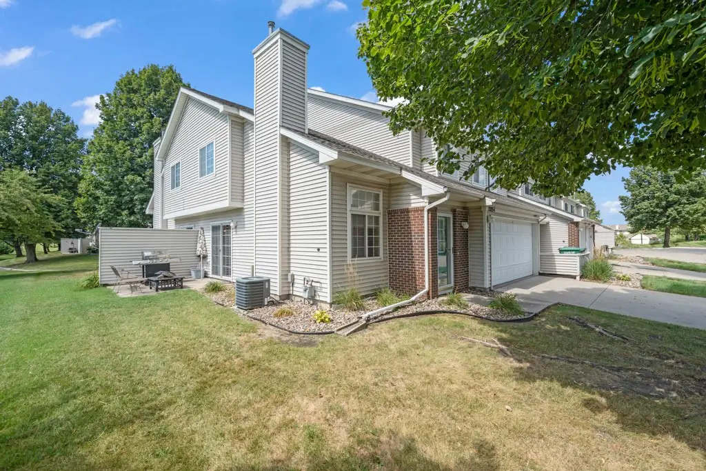 1325 SE Delaware Avenue #1, Ankeny, IA 50021 - Image #1