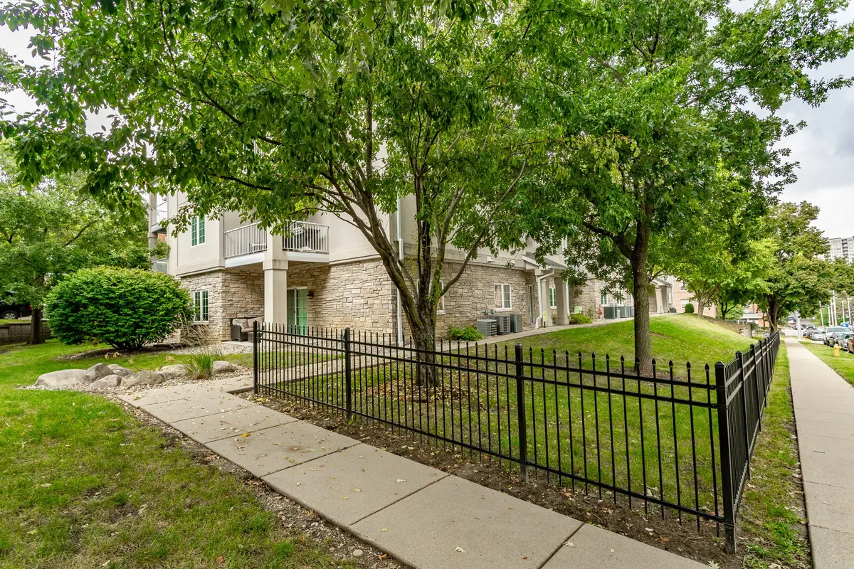 2901 Grand Avenue #103, Des Moines, IA 50312 - Image #1