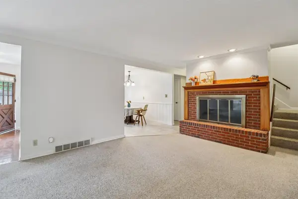 2601 Glennor Road, Des Moines, IA 50310