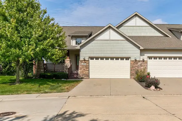 15611 Monroe Court, Urbandale, IA 50323