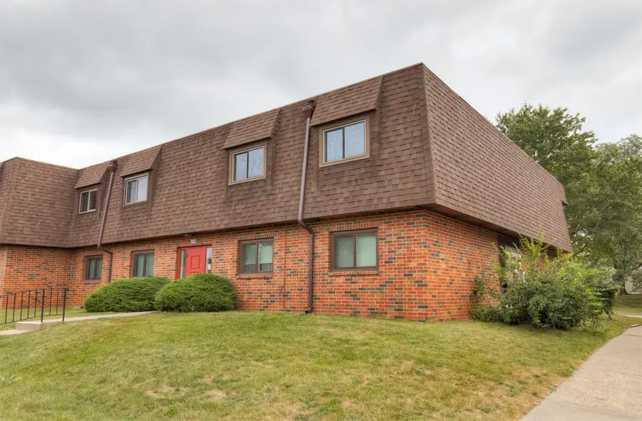 4549 Woodland Avenue #4, West Des Moines, IA 50266 - Image #3