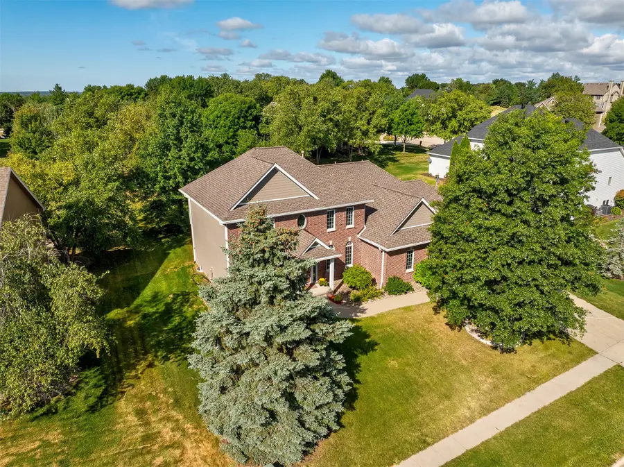 1683 S 49th Street, West Des Moines, IA 50265 - Image #2