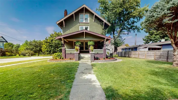 1507 Sycamore Street, Dallas Center, IA 50063