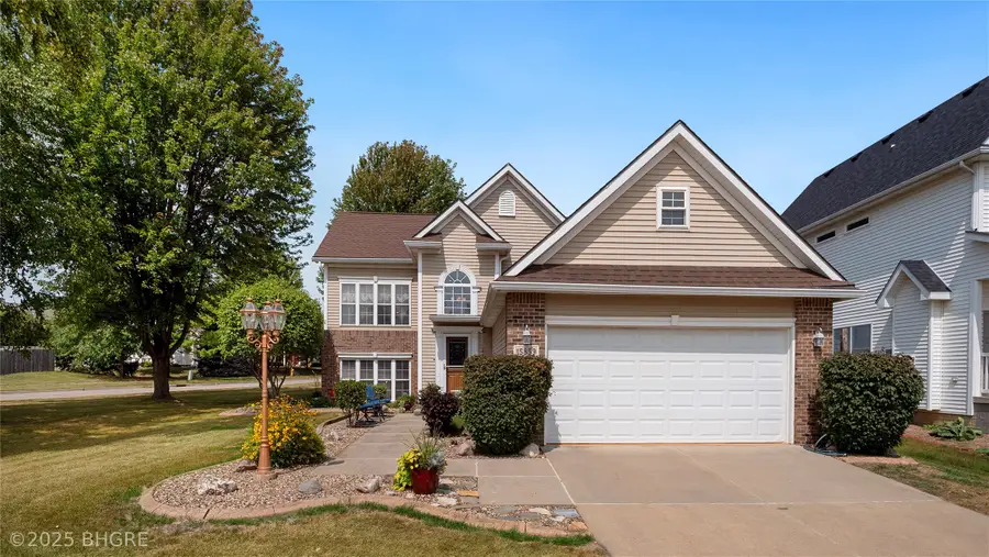 15859 Hawthorn Drive, Clive, IA 50325 - Image #2