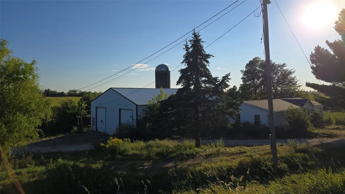 2740 61st Street, Vinton, IA 52349 - Image #1