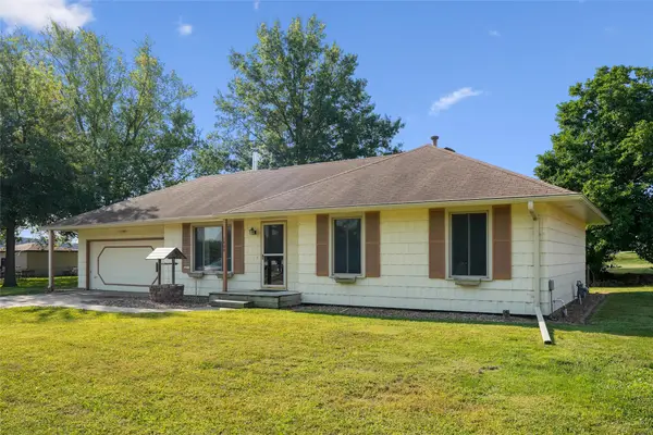 1406 W Jackson Street, Knoxville, IA 50138