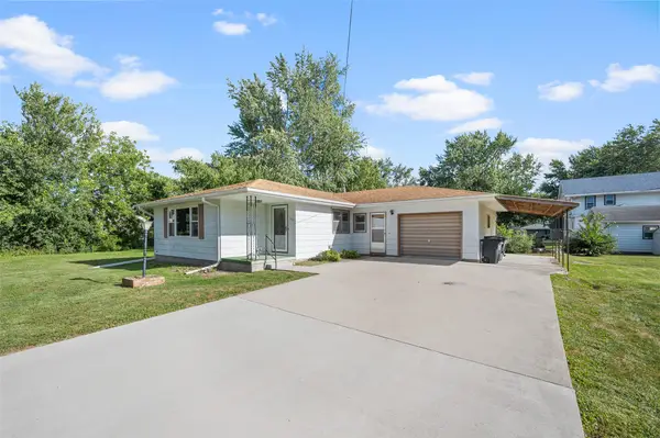 105 E North Street, Prairie City, IA 50228