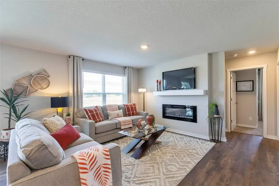 3305 12th Avenue Sw, Altoona, IA 50009 - Image #2