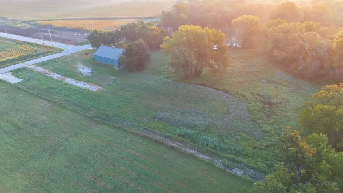11094 NW Rowe Drive, Granger, IA 50109 - Image #1