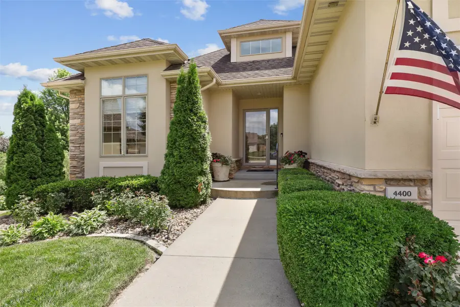 4400 161st Street, Urbandale, IA 50323 - Image #2