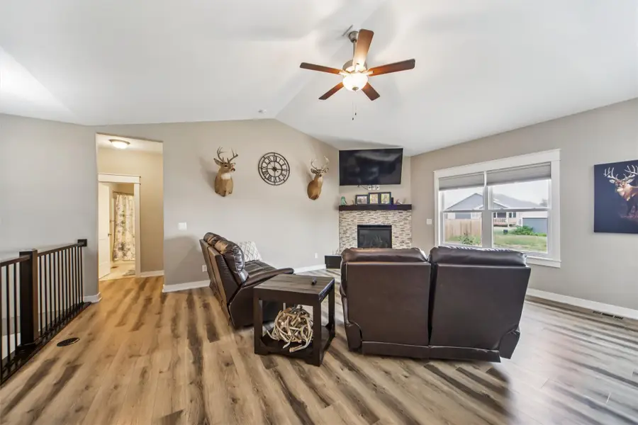 1102 N 17th Street, Chariton, IA 50049 - Image #3