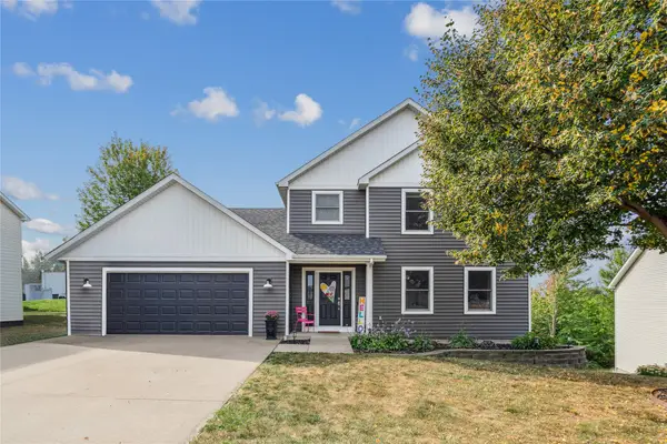 779 183rd Place, Pella, IA 50219