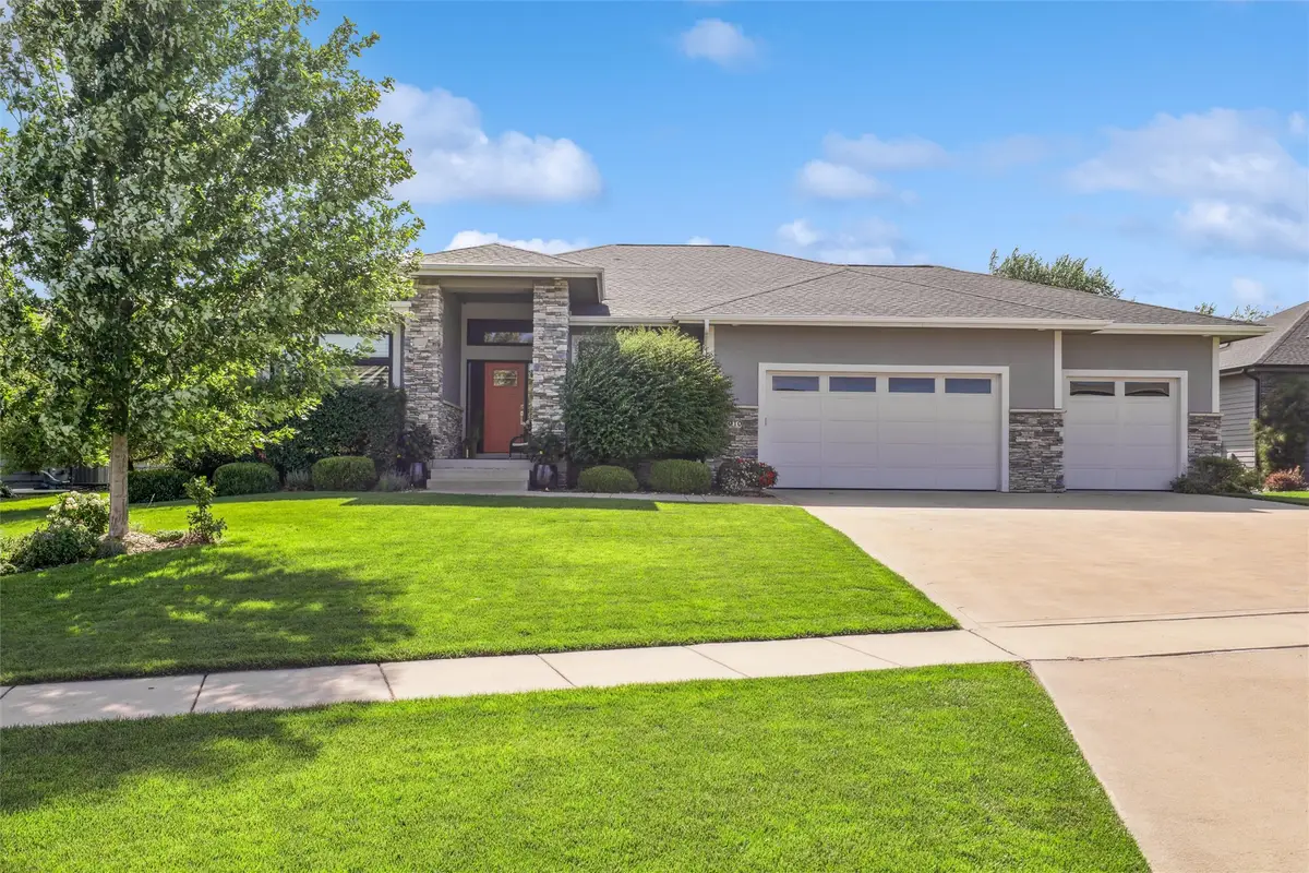 7910 NW 104th Court, Johnston, IA 50131 - Image #1