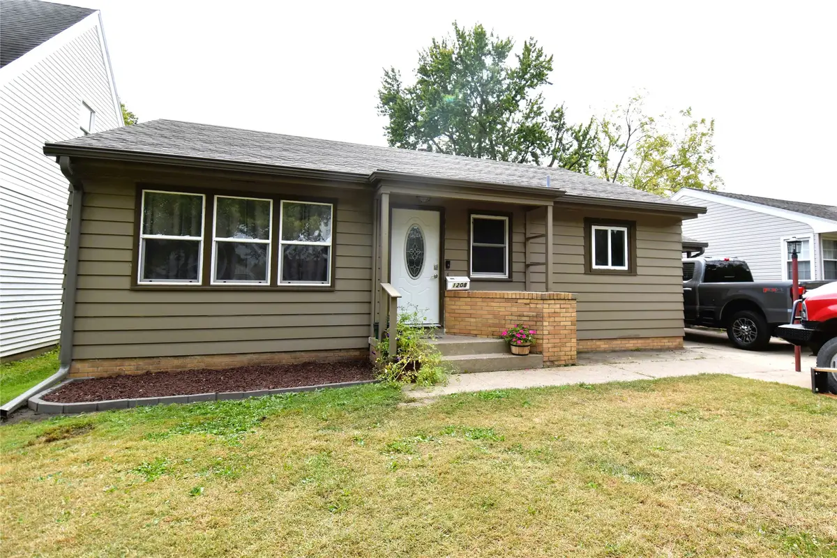 1208 Garst Avenue, Boone, IA 50036 - Image #1