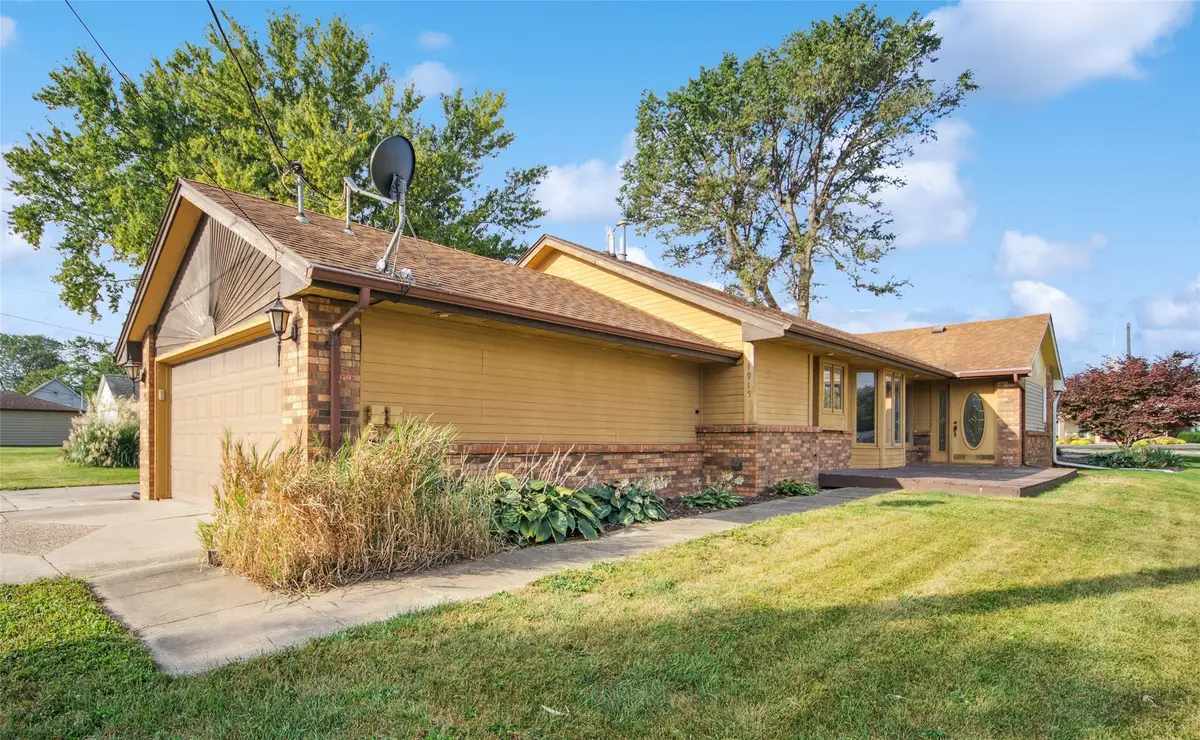 1915 Locust Street, Granger, IA 50109 - Image #1