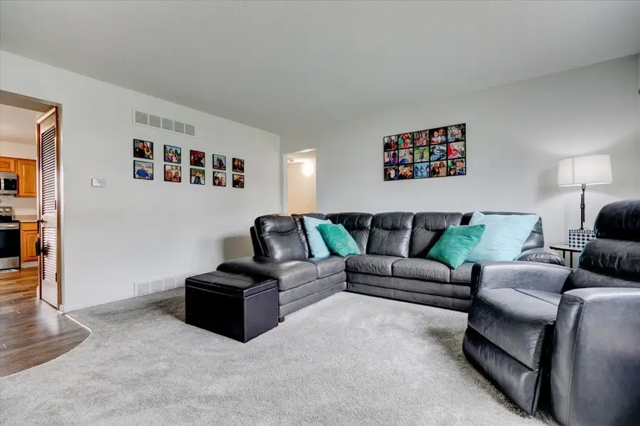 4213 62nd Street #2, Urbandale, IA 50322 - Image #3