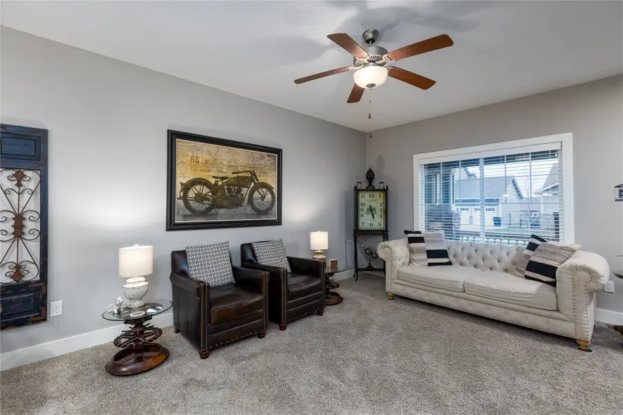 305 SW Heritage Lane, Ankeny, IA 50023 - Image #3