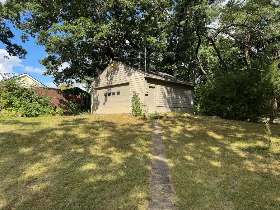 1215 Ovid Avenue, Des Moines, IA 50313 - #2