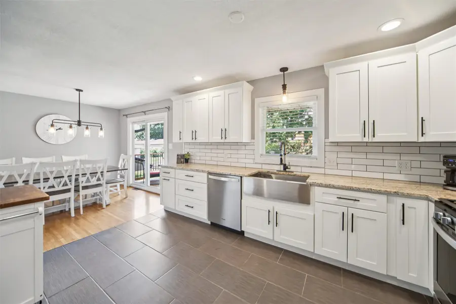 3924 80th Street, Urbandale, IA 50322 - Image #3