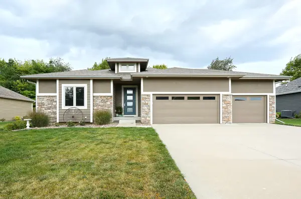 1340 Twelve Oaks Drive, Polk City, IA 50226