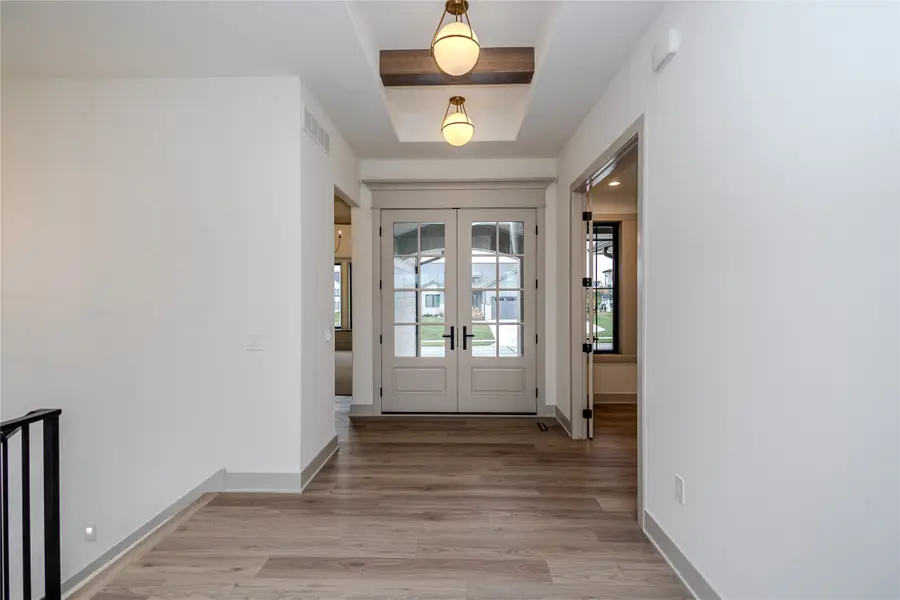 3957 NW 177th Court, Clive, IA 50325 - Image #2