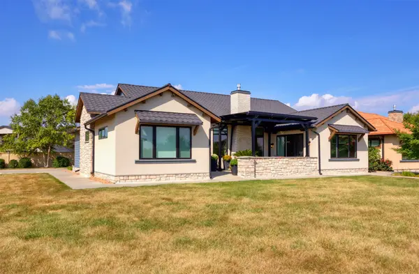 10232 Bella Strada Lane, Johnston, IA 50131