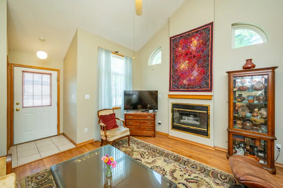 2253 Grand Avenue #8, West Des Moines, IA 50265 - Image #2