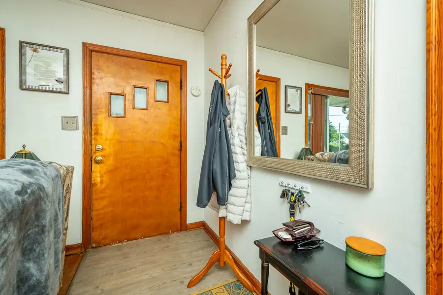 5936 SW 2nd Street, Des Moines, IA 50315 - Image #2