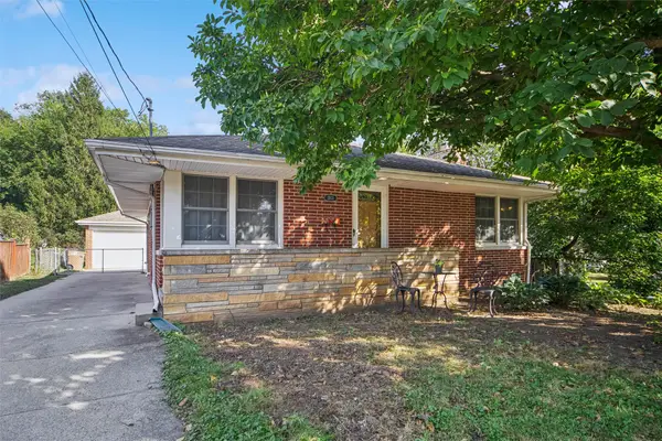 1303 68th Street, Windsor Heights, IA 50324