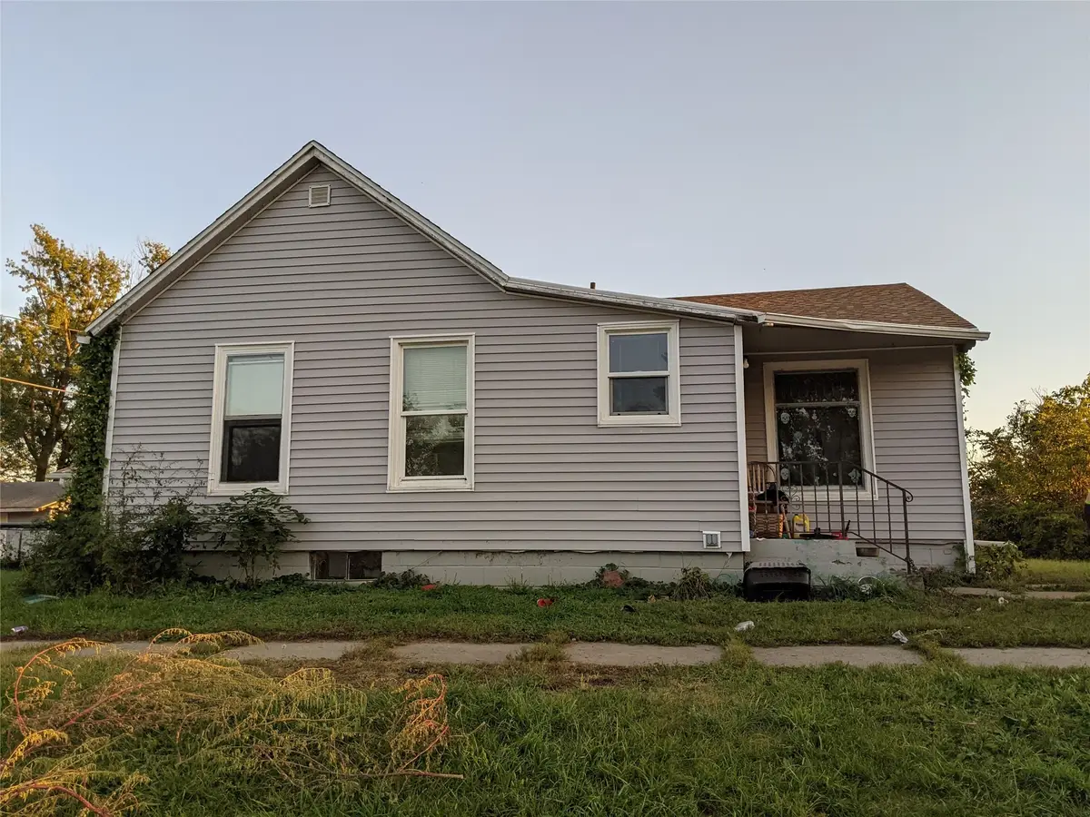 408 NE 3rd Street, Stuart, IA 50250 - #1